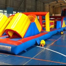 Надувная полоса препятствий